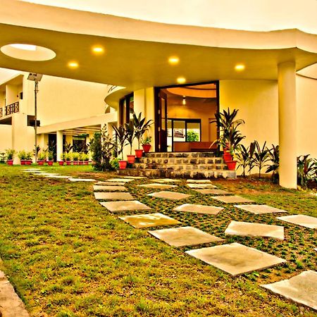 The Palm Resort-Luxuria Nainital Bagian luar foto