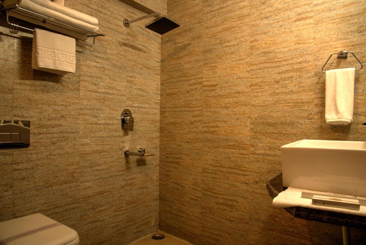 The Palm Resort-Luxuria Nainital Bagian luar foto